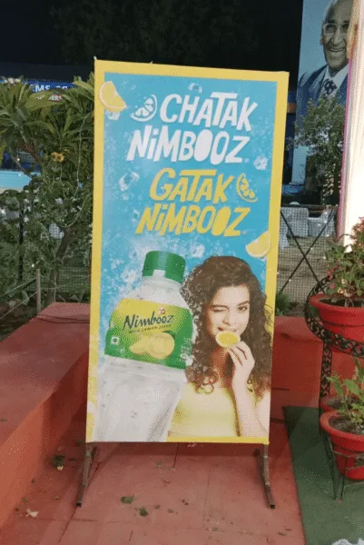 Outdoor advertising agency (8)